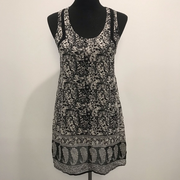Urban Outfitters Tops - UO “Staring at the stars” black/white tunic